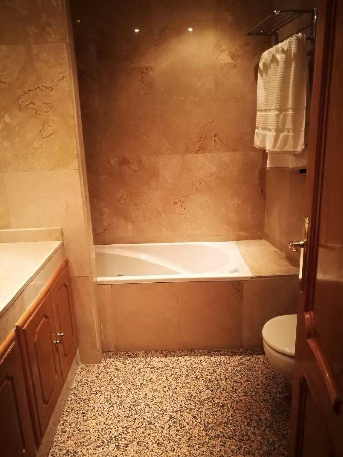 Apartamentos Torr Av America - Lopez De Hoyos - Chamartin Madrid Eksteriør bilde