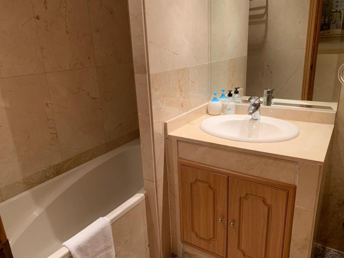 Apartamentos Torr Av America - Lopez De Hoyos - Chamartin Madrid Eksteriør bilde